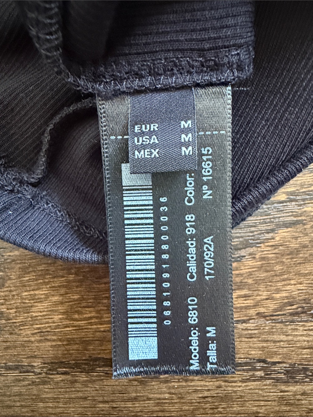 Massimo Dutti Black Lace-Trim V-Neck Tank Top - Picture 5 of 5